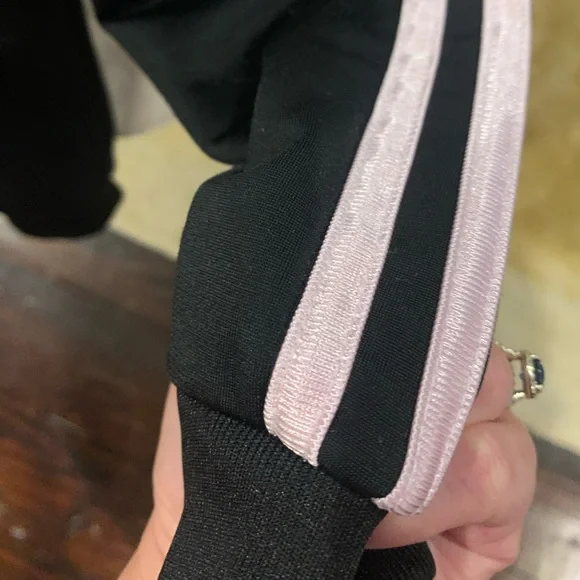 Adidas Originals Kids Superstar Pink Tracksuit sz 3 - Picture 4 of 5